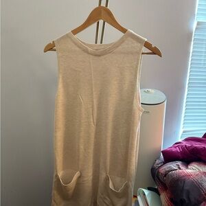 Banana Republic Cream Sleeveless Blouse